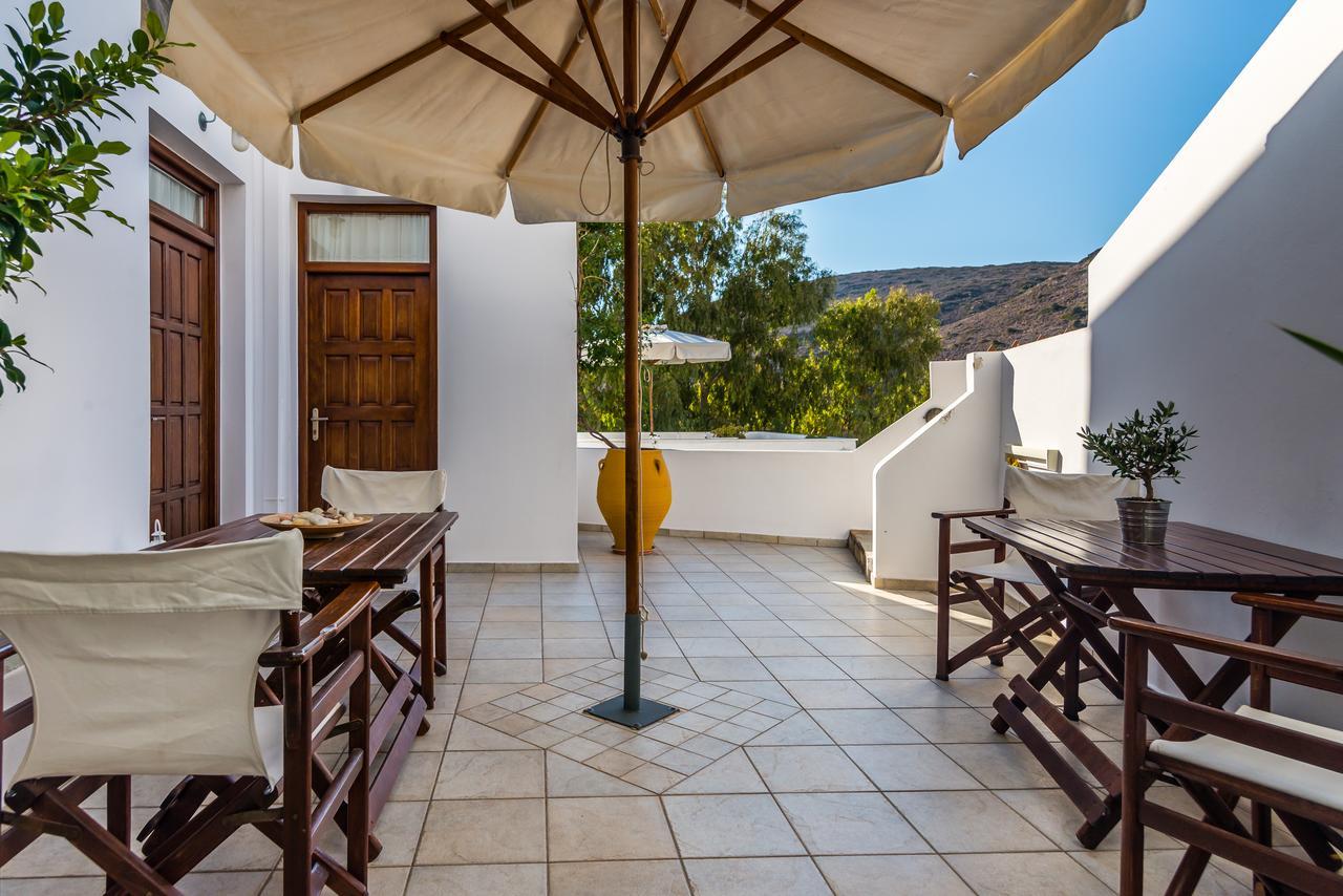 Villa Notos Adamantas  ภายนอก รูปภาพ